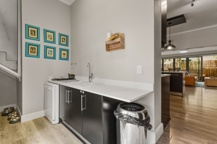 4 Bedroom Property for Sale in Schonenberg Western Cape